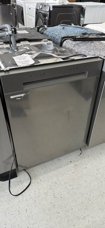 Actual LG 24-Inch Front Control Dishwasher in Stainless Steel – Model LDFC2423V in the MD Appliances showroom