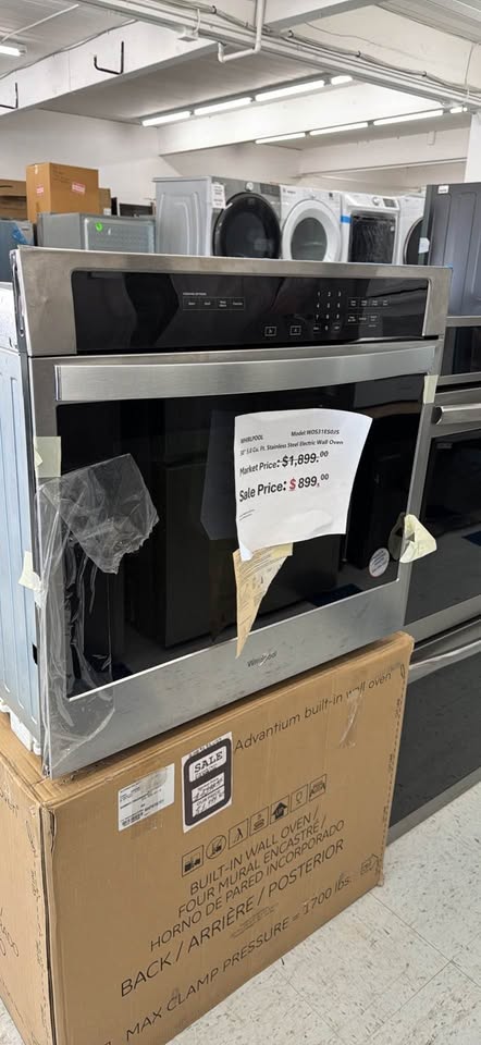 Actual Whirlpool Model: WOS31ES0JS 30 in. Single Electric Thermal Wall Oven with Self-Cleaning in Stainless Steel in the MD Appliances showroom